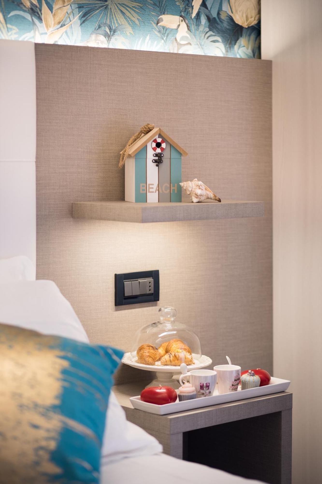 Viva Beach Hotel Ρίμινι Εξωτερικό φωτογραφία