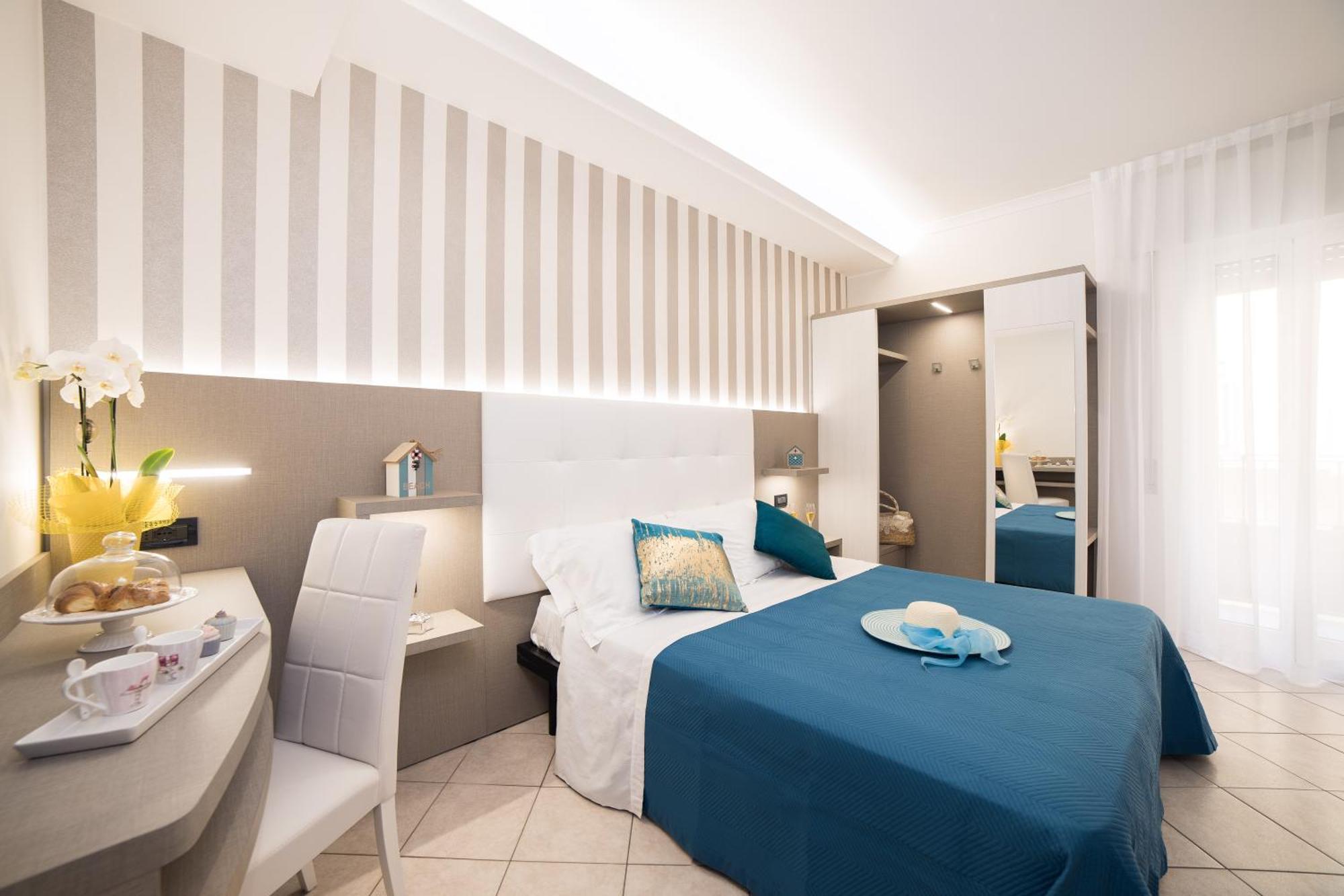 Viva Beach Hotel Ρίμινι Εξωτερικό φωτογραφία