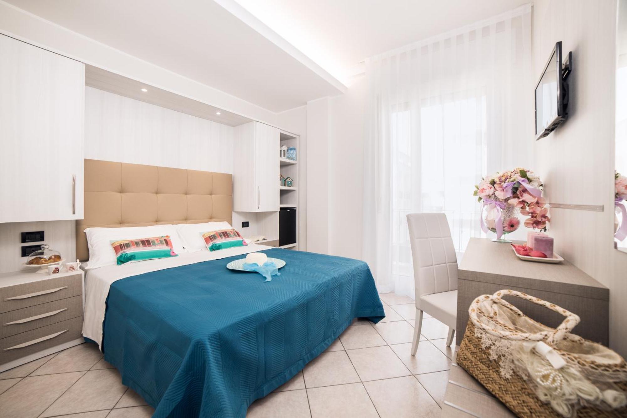 Viva Beach Hotel Ρίμινι Εξωτερικό φωτογραφία